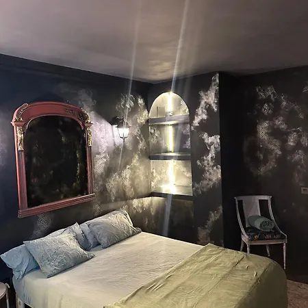 Mustelier Guest house *